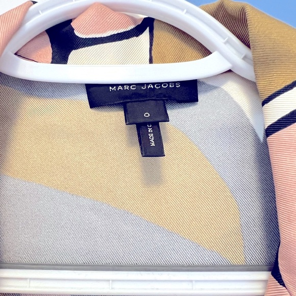 Marc Jacobs 100% silk blouse - Picture 2 of 3
